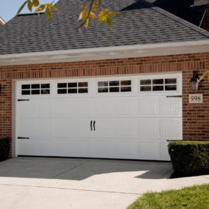 2560 6p White Garage Door